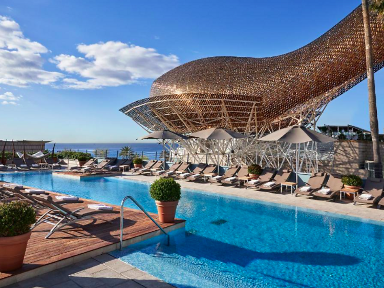 8 Best Barcelona Hotels Near Top Attractions